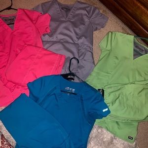 Greys anatomy barco scrubs.